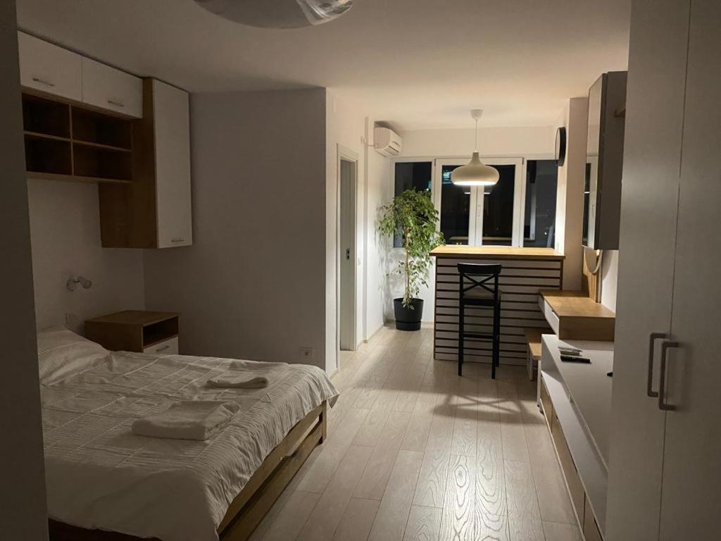New Apartment Situat Pe Stefan Cel Mare, La 5 Min De Obor Boekarest Buitenkant foto